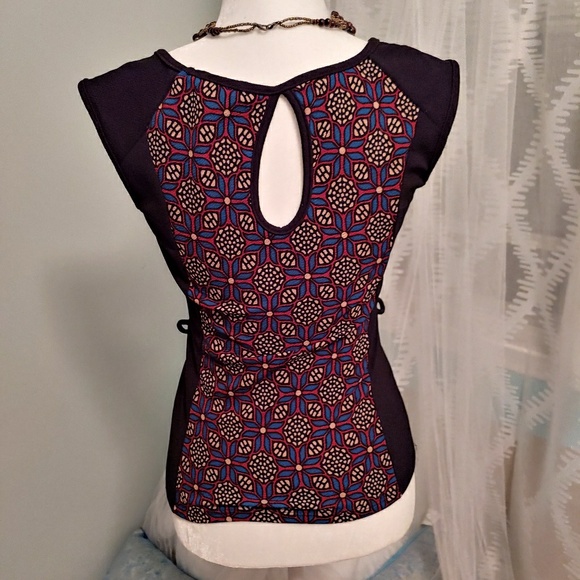 Work Blouse - Picture 2 of 3